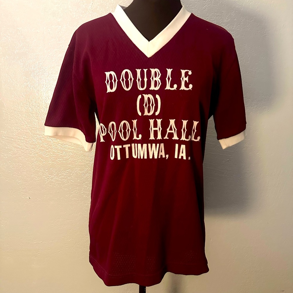 Vintage Burgundy 1970s Double D Pool Hall League jersey shirt Ottuma Iowa S-M